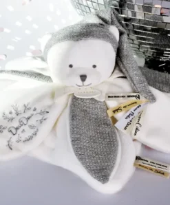 Doudou et Compagnie Doudou plat pétales Ours Gris - 25 cm - Collection Anniversaire><noscript><img width=