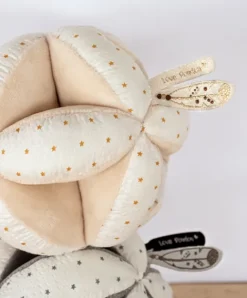 Doudou et Compagnie Balle d'activités rose Attrape-rêves - 15 cm