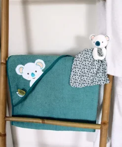 Doudou et Compagnie Coffret cadeau cape de bain et Doudou Yoca le koala - 80 x 80 cm