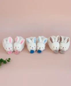 Doudou et Compagnie Coffret cadeau naissance chaussons lapin rose avec hochet - 0/6 mois