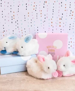Doudou et Compagnie Coffret cadeau naissance chaussons lapin bleu avec hochet - 0/6 mois